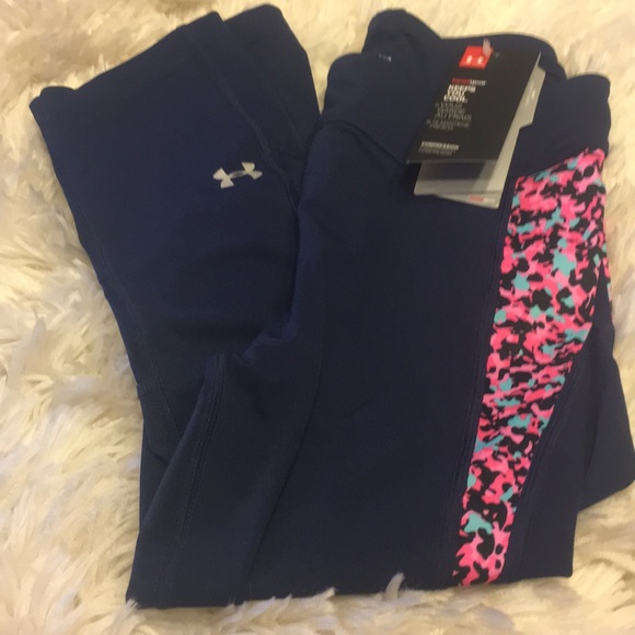 Under Armour Crop - Picture 5 of 7